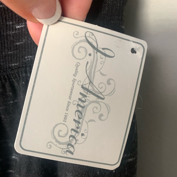 NWT Black fleece joggers - Picture 3 of 4